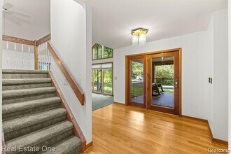 18990 Beck Rd in Northville, MI - Building Photo - Building Photo