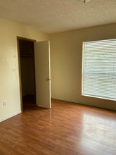 1941 Southpointe Dr in Baton Rouge, LA - Building Photo - Building Photo
