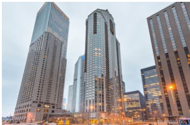 222 N Columbus Dr, Unit 35th Floor in Chicago, IL - Foto de edificio - Building Photo