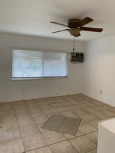 16748 San Fernando Mission Blvd in Los Angeles, CA - Building Photo - Building Photo