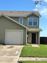 4526-4528 Alamosa St in Fort Worth, TX - Building Photo