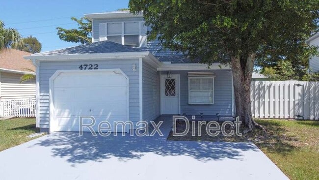 4722 Lakeside Cir in West Palm Beach, FL - Building Photo - Building Photo