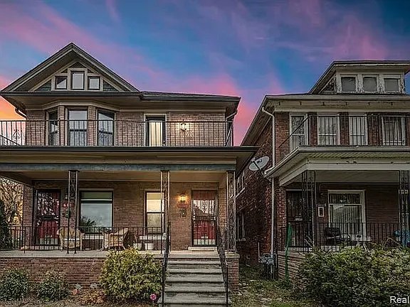 property at 613 Belmont St