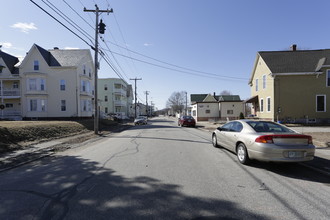 452 Amory St in Manchester, NH - Building Photo - Other