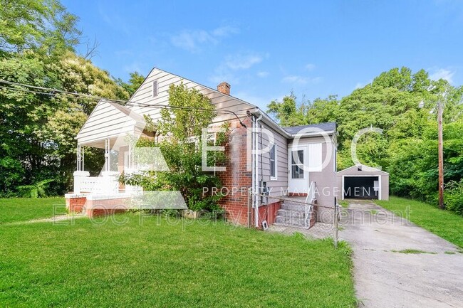 1804 Shady Mt Ave NE in Winston-Salem, NC - Building Photo - Building Photo