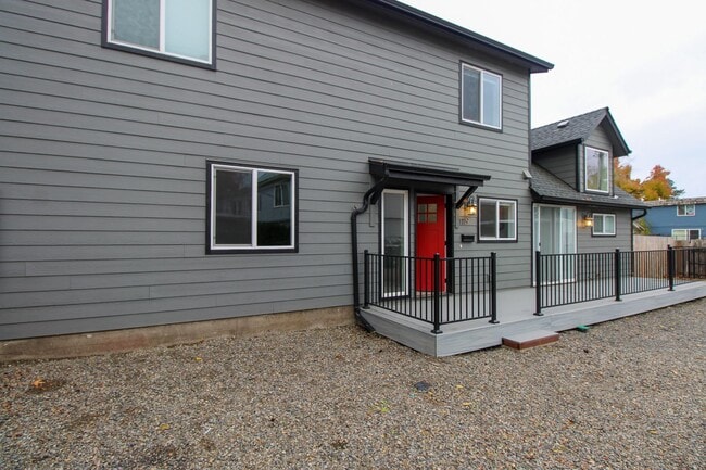 1117-1119 6th St NW in Salem, OR - Building Photo - Building Photo