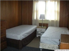 109 13th Ave-Unit -B in Belmar, NJ - Building Photo - Building Photo