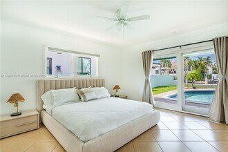 3080 NE 43rd St in Fort Lauderdale, FL - Building Photo - Building Photo
