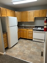 Courtyard Apartments in Baltimore, MD - Foto de edificio - Building Photo