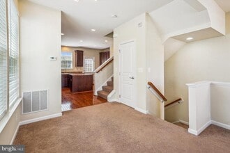 8359 Scotland Loop in Manassas, VA - Building Photo - Building Photo