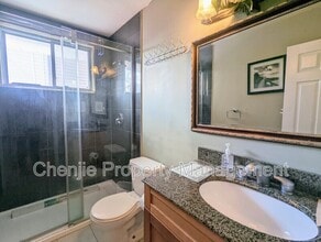 6519-6136 136 Ave NW in Edmonton, AB - Building Photo - Building Photo