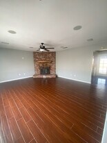 27630 Baroni Rd in Romoland, CA - Building Photo