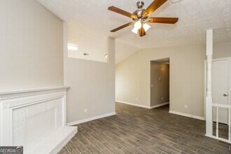 10416 Larrack Ct in Jonesboro, GA - Building Photo - Building Photo