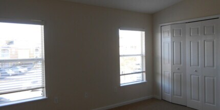 6985 Ortega Woods Dr, Unit 11 in Jacksonville, FL - Building Photo - Building Photo