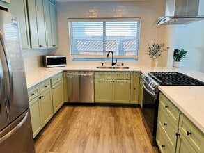 3095 Anderson Ave in Clovis, CA - Building Photo - Building Photo