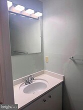 1 Crotona Ct in Timonium, MD - Foto de edificio - Building Photo