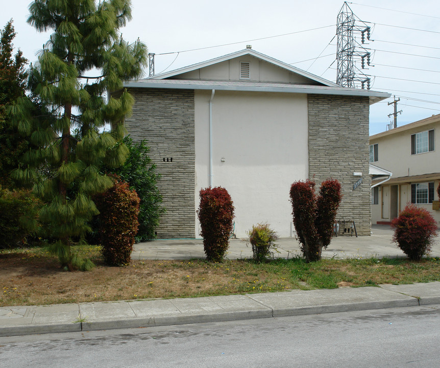 1736 Noranda Dr in Sunnyvale, CA - Foto de edificio