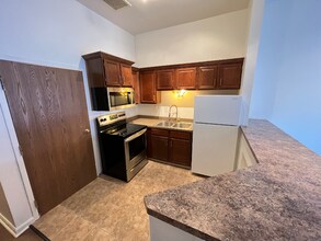 1281 Liberty St in Franklin, PA - Building Photo - Building Photo