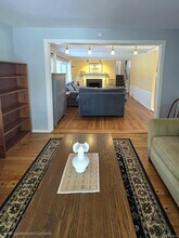 30 Tappen Dr in Melville, NY - Building Photo - Building Photo