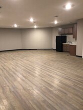 Lenox Place in Bowling Green, KY - Building Photo - Interior Photo