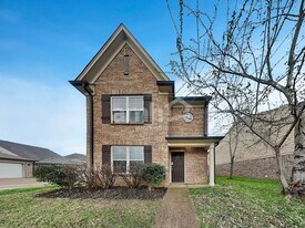 1229 Carlton Ridge Dr in Cordova, TN - Building Photo