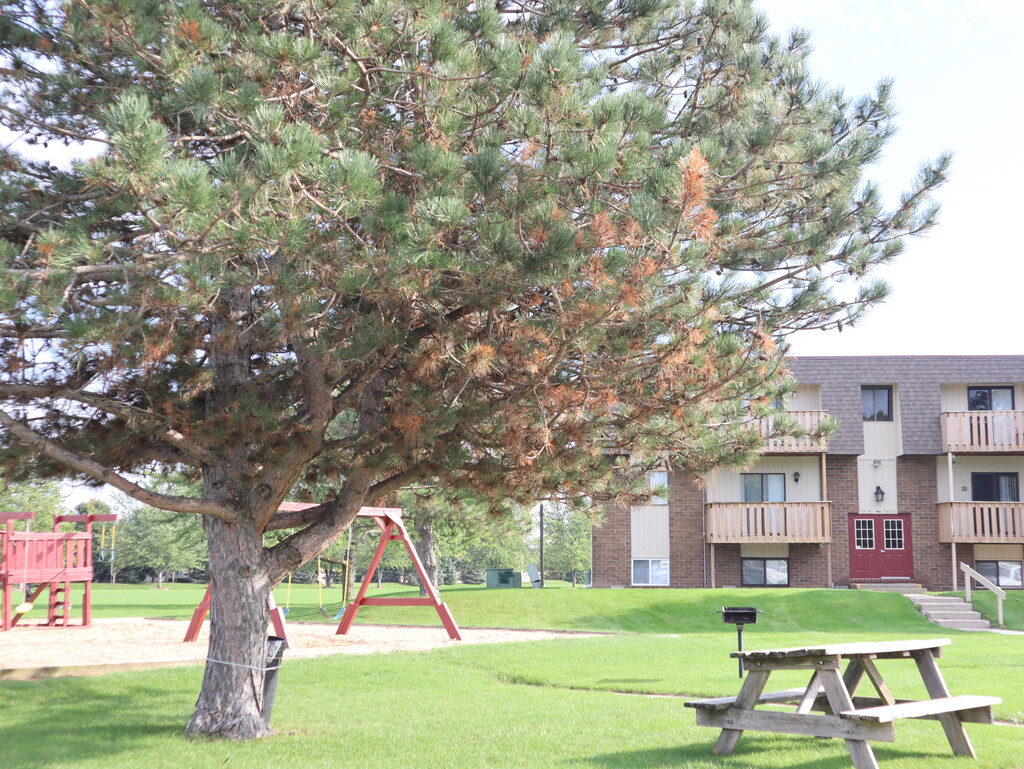 GolfView Apartments By The Bay Essexville, MI Apartments For Rent