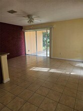 145 New York Ave in Dunedin, FL - Building Photo - Building Photo