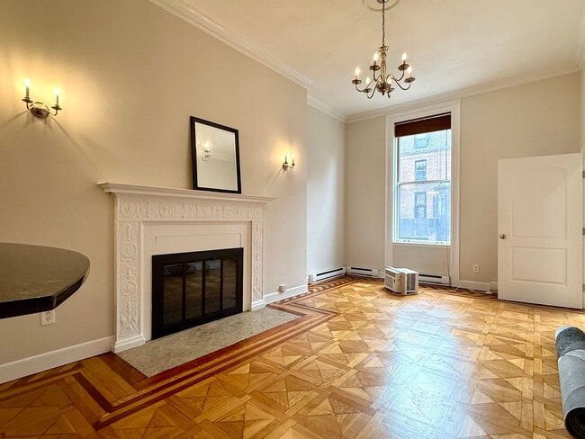 181 Beacon St, Unit 2R