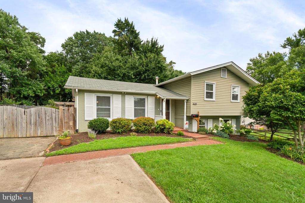 3620 Heritage Ln in Fairfax, VA - Building Photo