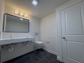 536 N 19th St in Philadelphia, PA - Building Photo - Building Photo