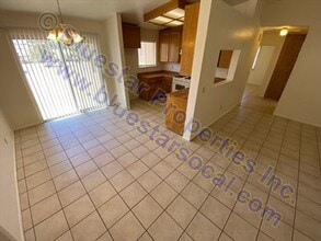 18925 Sheffield St in Hesperia, CA - Building Photo - Building Photo