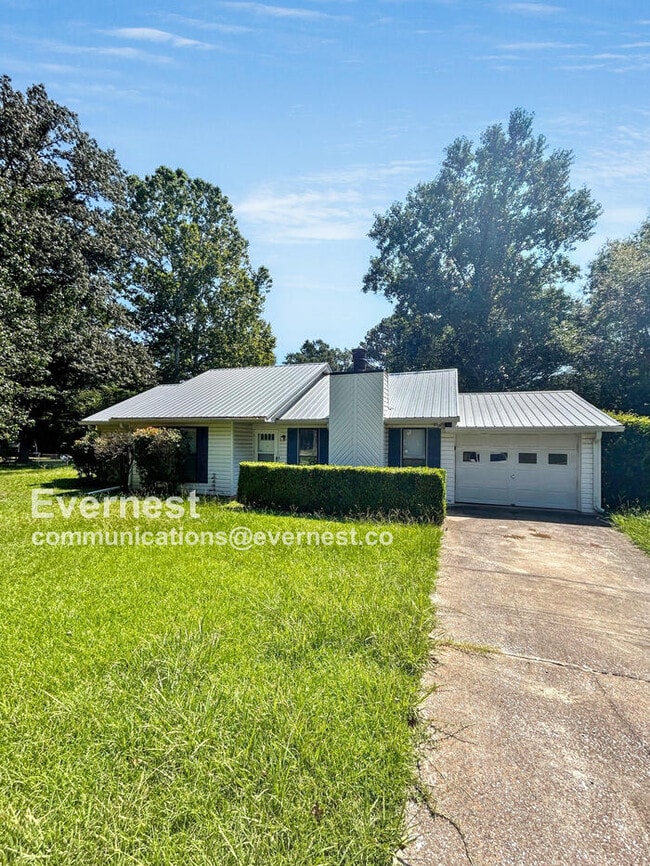 property at 105 Meadowlark Pl
