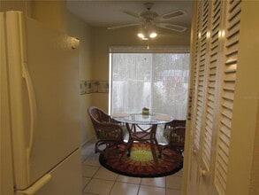 7008 W Country Club Dr N in Sarasota, FL - Building Photo - Building Photo