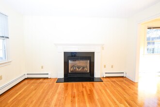 370 Franklin St in Braintree, MA - Foto de edificio - Building Photo