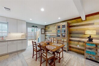 513 Boyett St, Unit 1 in College Station, TX - Building Photo - Building Photo