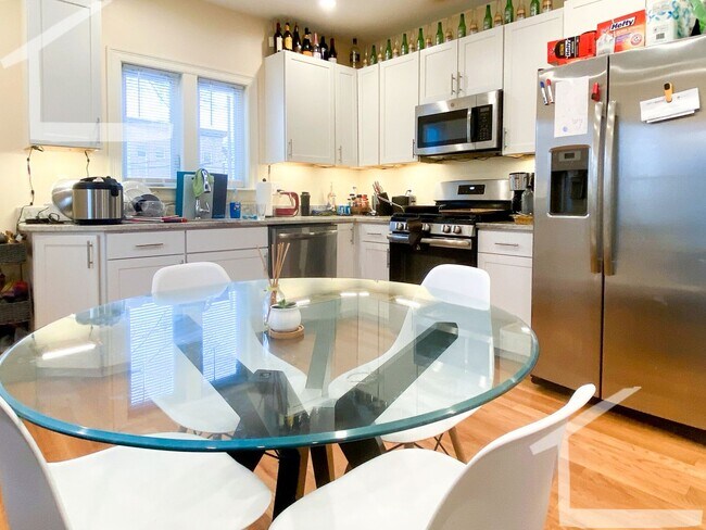 1 Griggs Pl in Boston, MA - Foto de edificio - Building Photo