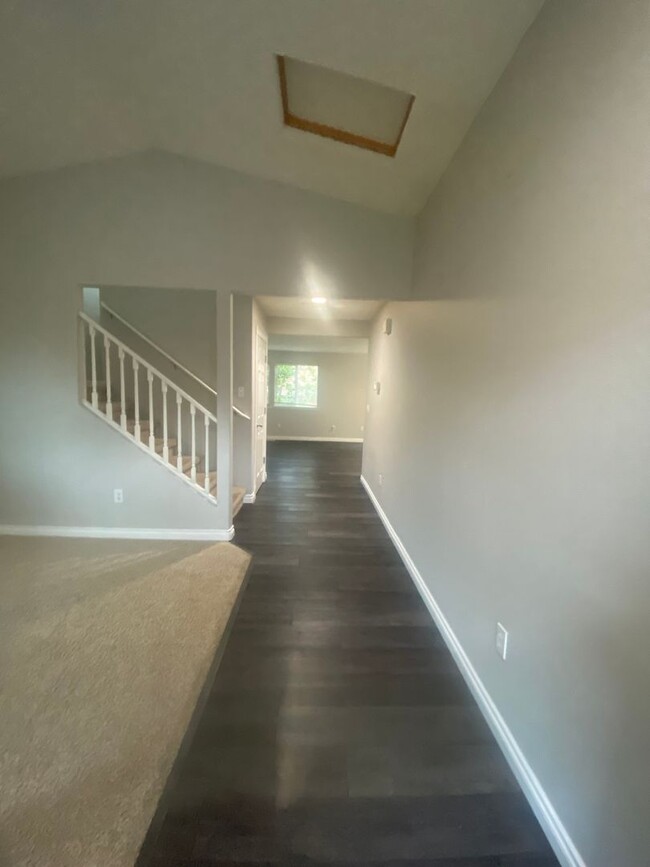 828 183rd Pl SE in Bothell, WA - Foto de edificio - Building Photo