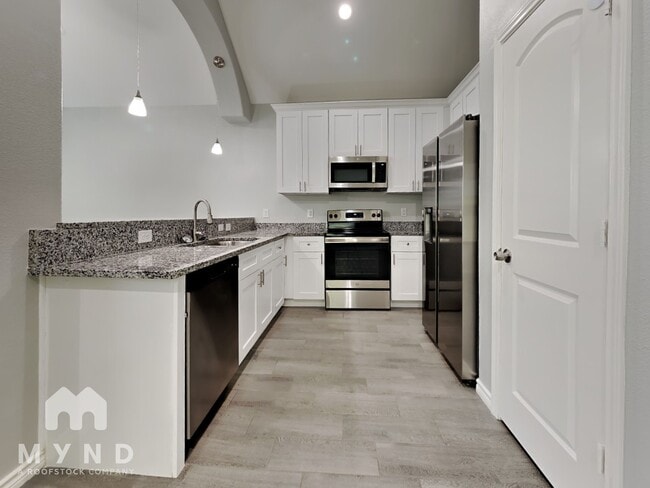 16931 W Juneau St in Montgomery, TX - Building Photo - Building Photo