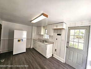 907 Green Ridge St in Scranton, PA - Building Photo - Building Photo