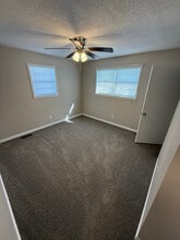 69 Jo Cir in Dyersburg, TN - Foto de edificio - Building Photo