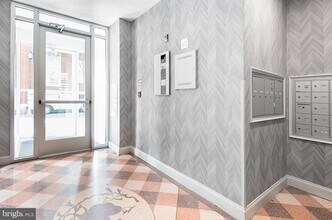 145 S 13th St in Philadelphia, PA - Building Photo - Building Photo