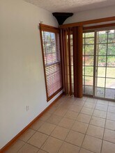 1175 Pebble Dr in Bristol, VA - Building Photo - Building Photo