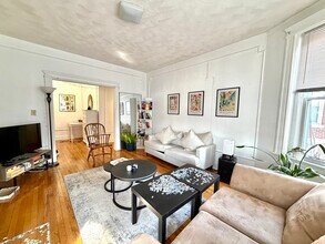 7 Devotion St in Brookline, MA - Building Photo - Building Photo