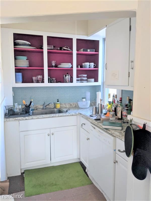 21 Thorndike St in Somerville, MA - Building Photo - Building Photo