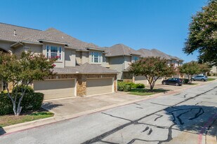 Bella Terra Townhomes in Austin, TX - Building Photo