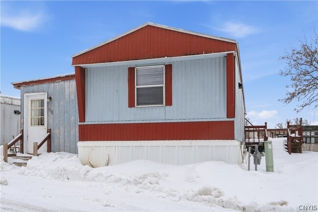 108 Mountain View Ln