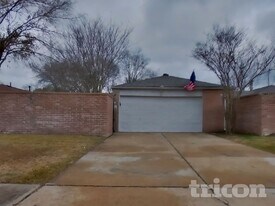 16006 Camino Del Sol Dr in Houston, TX - Building Photo