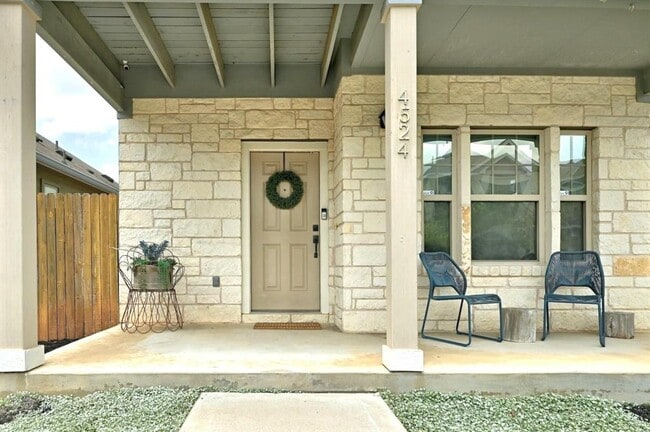 4524 Kind Way in Austin, TX - Building Photo - Building Photo