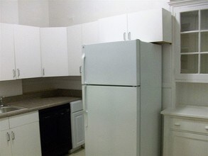627 Cabell Ave-Unit -A in Charlottesville, VA - Building Photo - Building Photo