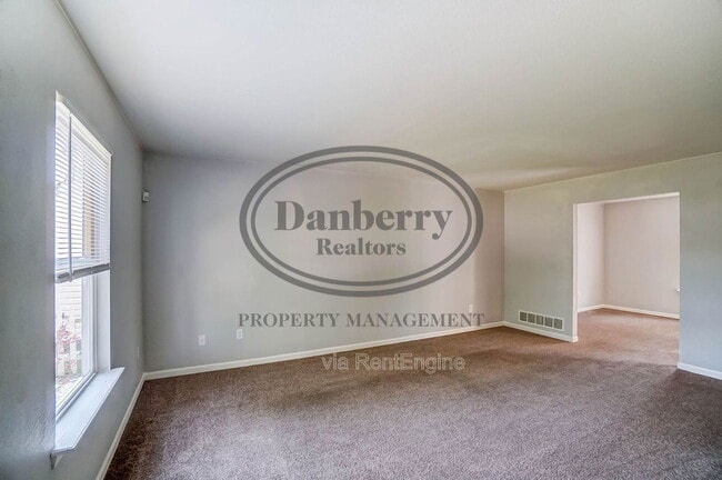 3733 Willow Run Dr in Toledo, OH - Building Photo - Building Photo